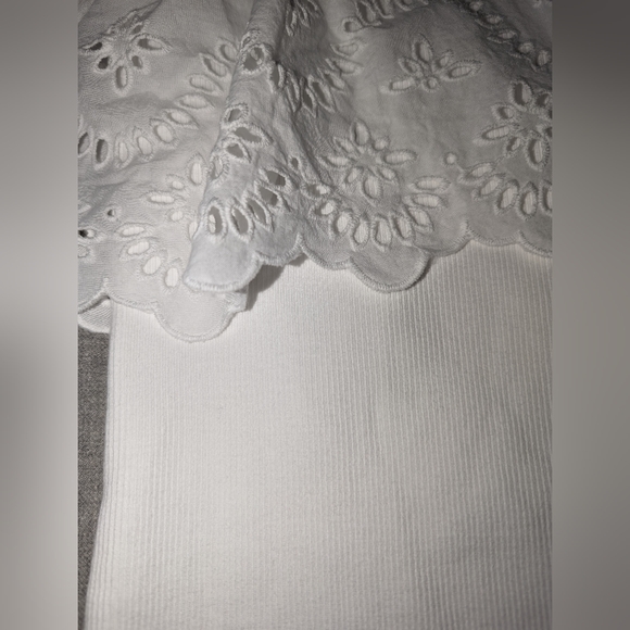 Brand new with tags. Old Navy One shoulder lace trim tank top size large - Picture 2 of 5